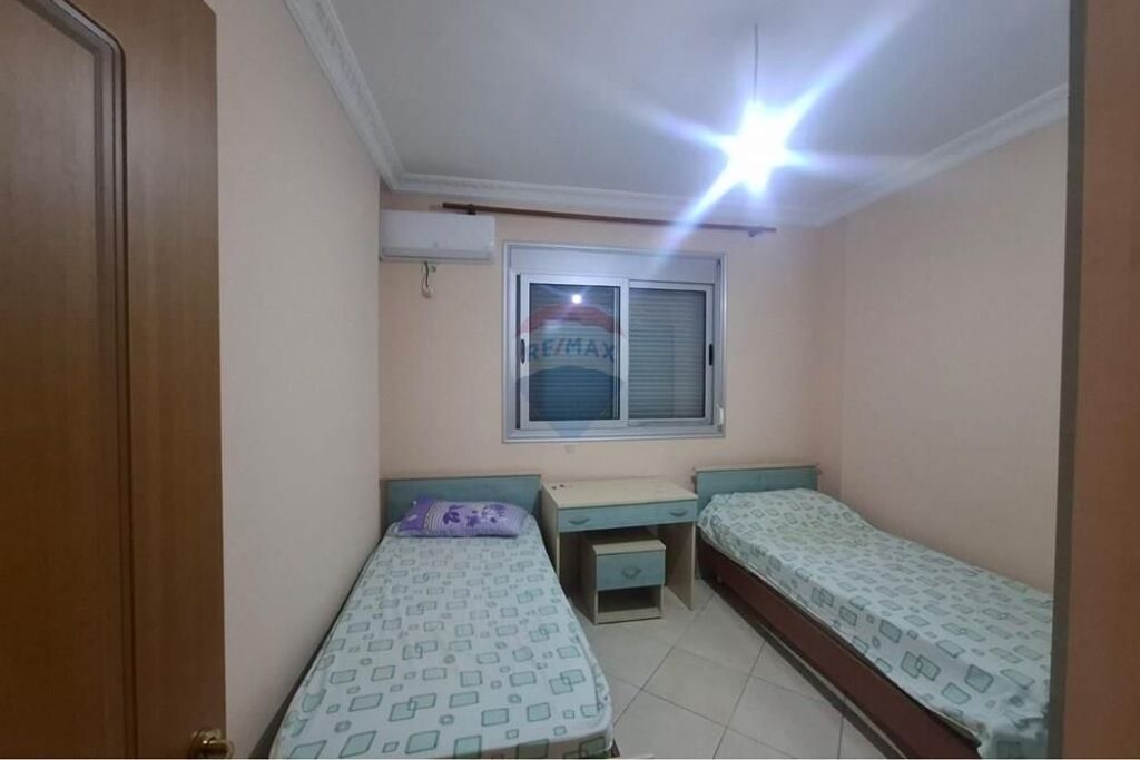 🌊 APARTAMENT 2+1 ME QIRA – LUNGOMARE, VLORË