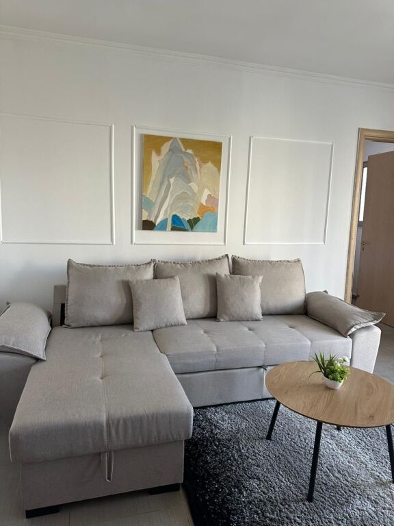 Comune di Parigi, affittasi appartamento 2+1! 550 Euro