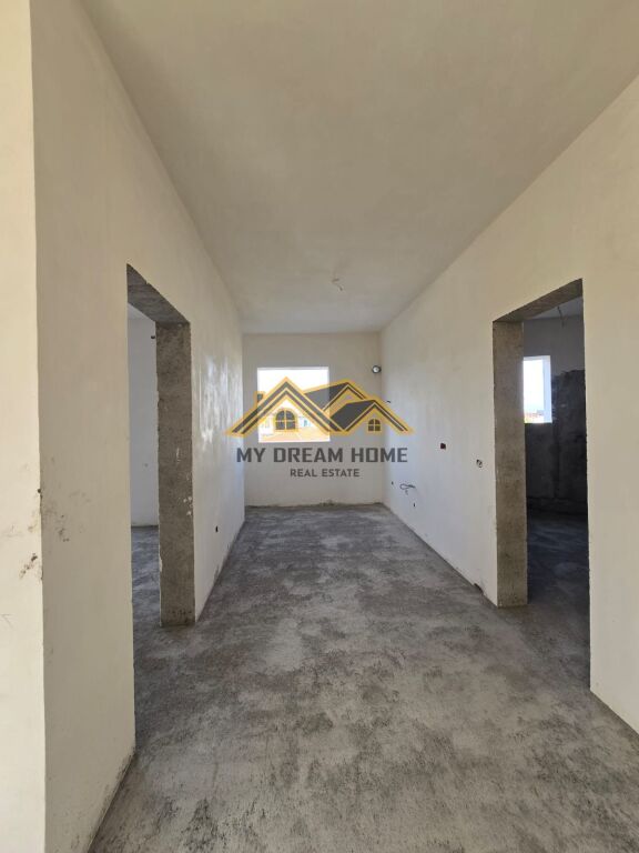 VILË PËR SHITJE NË ZONËN E ISH KËNETES, DURRËS !