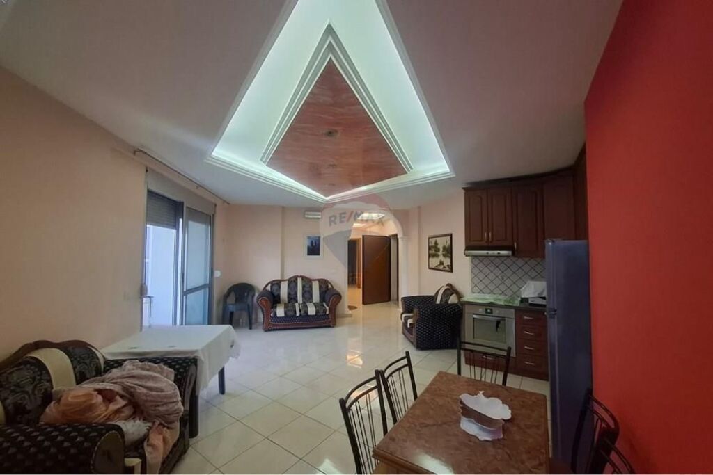 🌊 APARTAMENT 2+1 ME QIRA – LUNGOMARE, VLORË