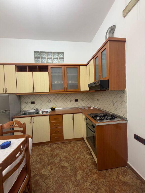 Affitto | Apartament 1 + 1 | Pallatet Agimi- Bllok | 600 €/mese