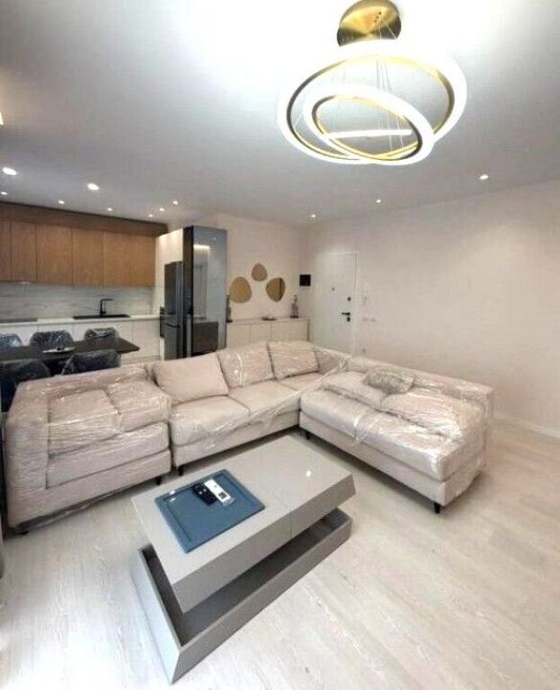 🏡 Appartamento 1+1 + 2 posti auto in affitto – Xhamllik