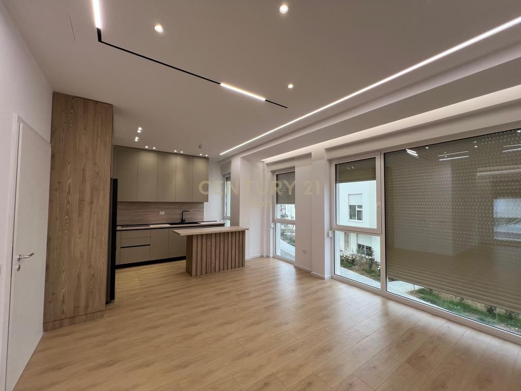 SHITET VILE NE FARKE, TIRANE !