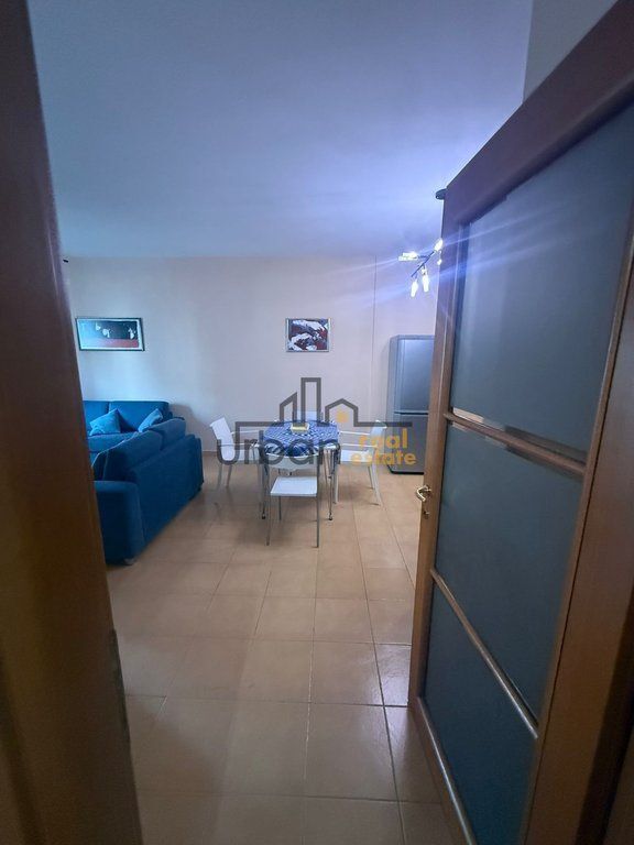 Qera, Apartament 2+1, Rruga Mustafa Matohiti, Tiranë - 880€ | 100 m²