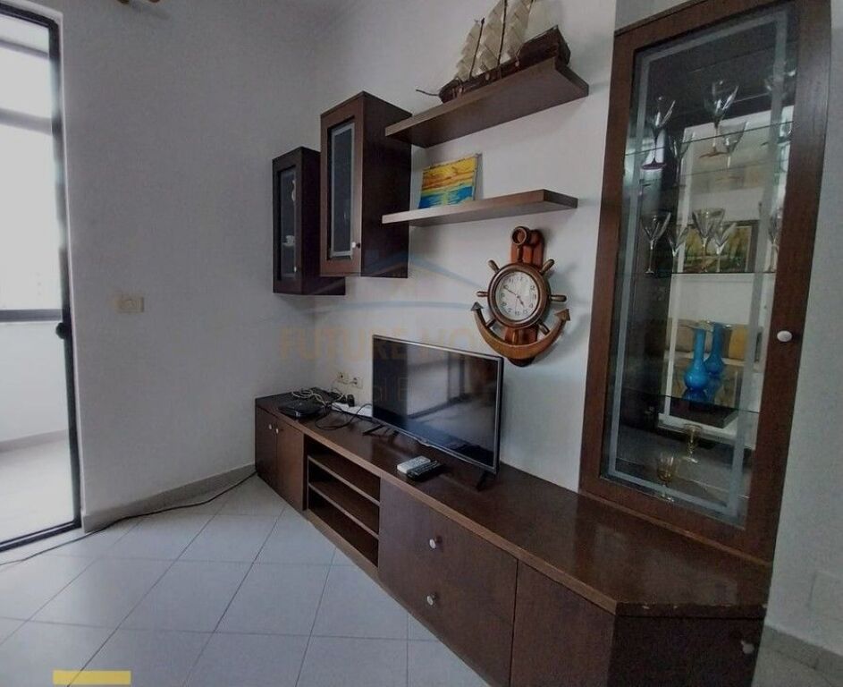 Qera, Apartament 2+1, Pasticeri Nela 6 , Tirane.