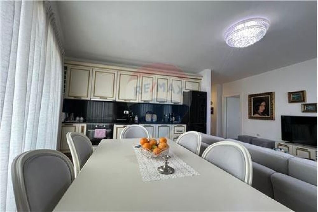 Super apartament 2+1 per qira tek Rruga e Elbasanit