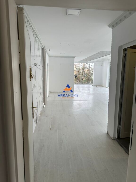 RENTAL SPACE 71M2 "SPORTS UNIVERSITY, MUHAMET GJONLLESHA STREET" 100,000 LEKE