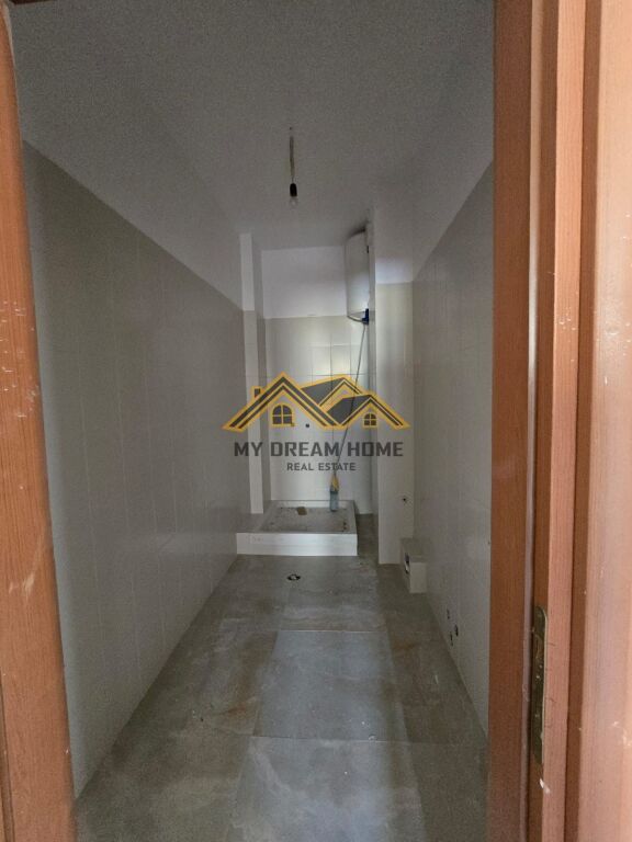 SHITET APARTAMENT 1+1 PLAZH DURRES