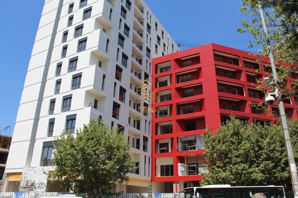 Qira, Ambient Per Biznes,2+1+blk,Kompleksi Arlis – Rruga e Dibres, 650 Euro/Muaj