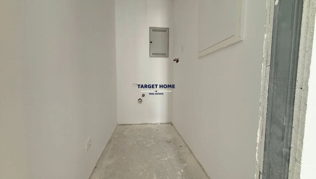 SHITET APARTAMENT 3+1+2 TEK AIR ALBANIA!