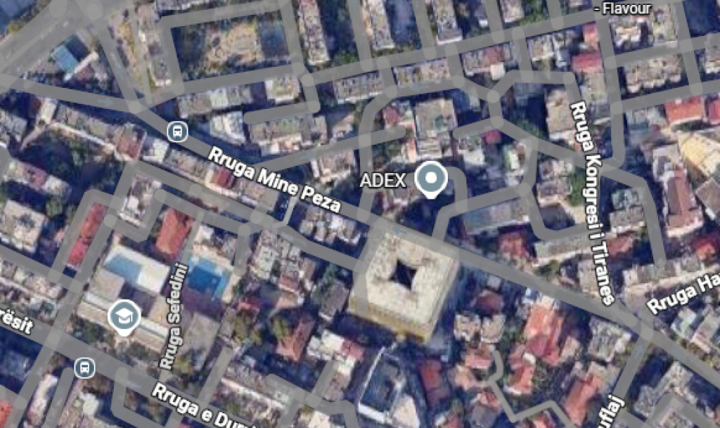 Ambient komercial me qira , Mine Peza