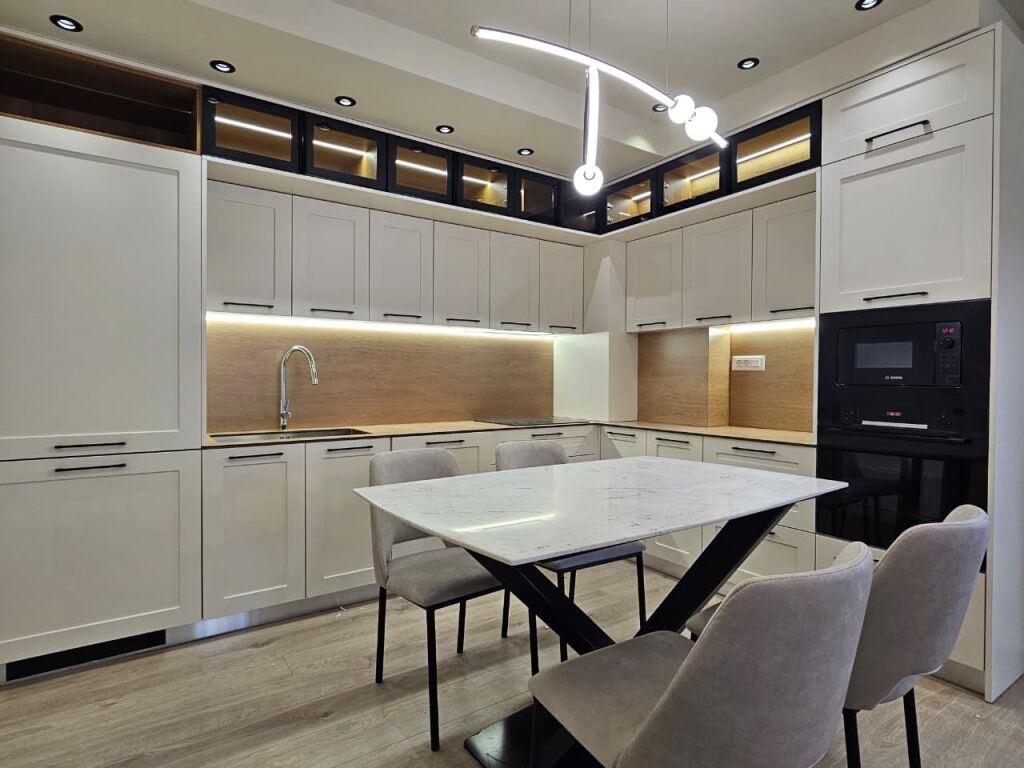 Appartamento 2+1 in affitto non arredato a Kinostudio!