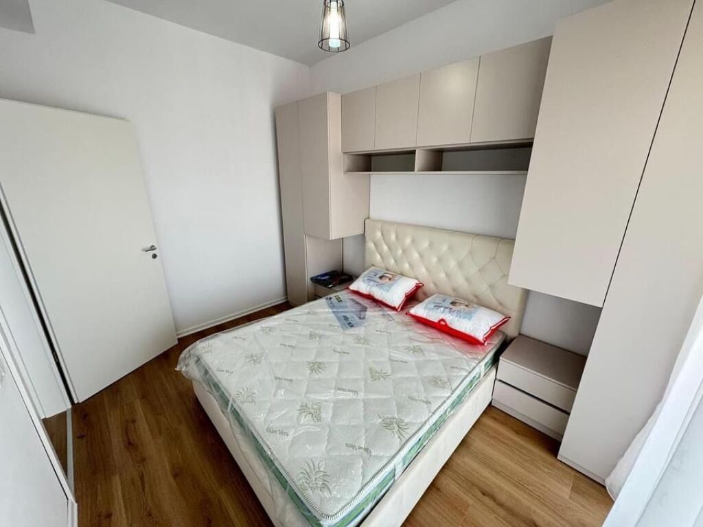 🏡 Appartamento 1+1 in affitto 📍 Ali Demi, Residenza Kaimi  🏢 5° piano con ascensore 🛋️ Completamente arredato ✨ Condizioni moderne  💶 Prezzo: 35.000 lek/mese (non trattabile)  