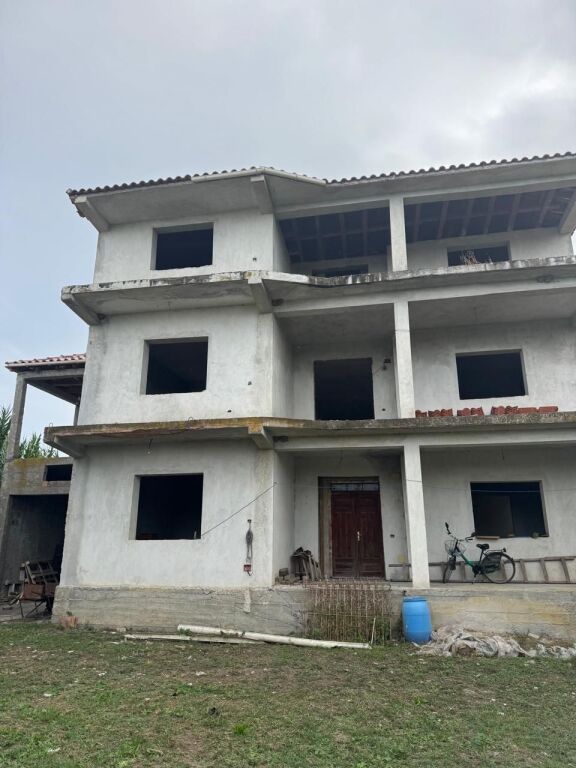 3-Storey Building for Sale – Spitallë, Durrës