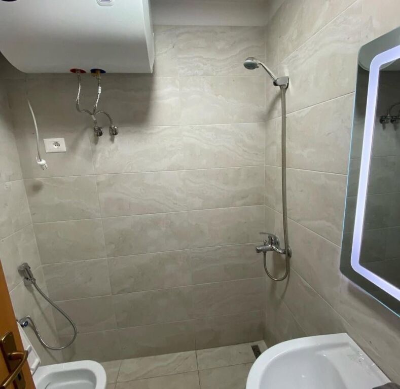 Apartament 1+1, per qira