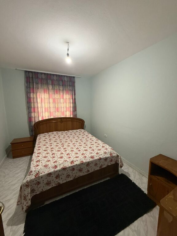 APPARTAMENTO 3+1+2 IN AFFITTO "COMUNE DI PARIGI"