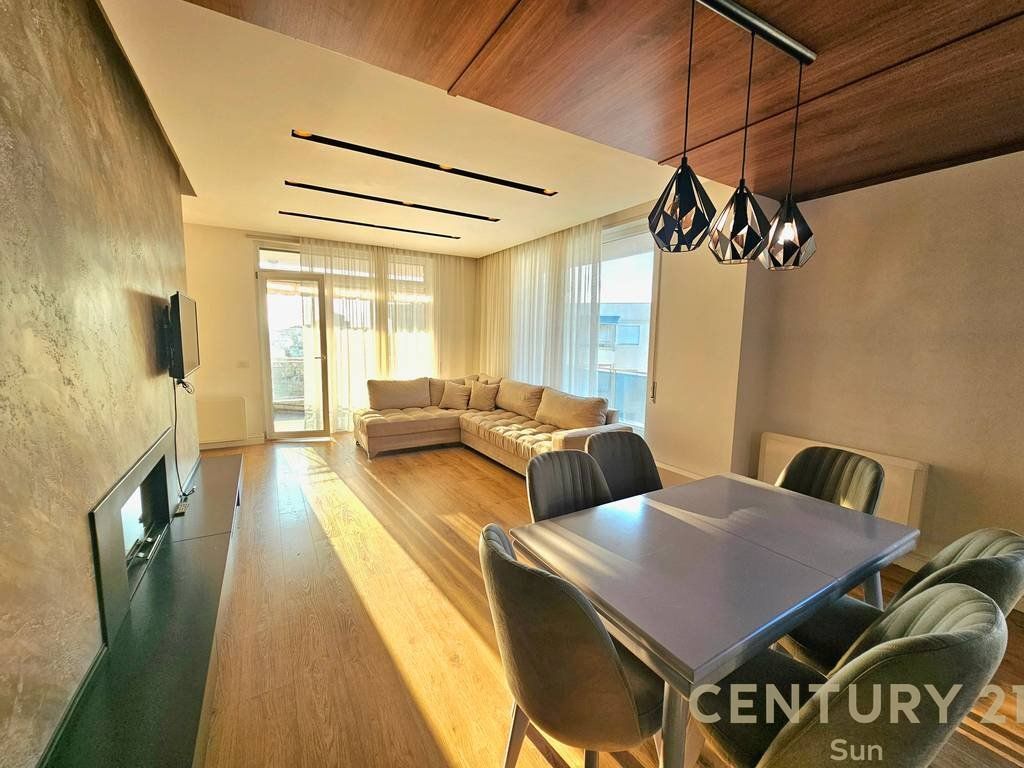 PREMIUM APARTAMENT 3+1+PARKIM PRANE KOPSHTIT BOTANIK