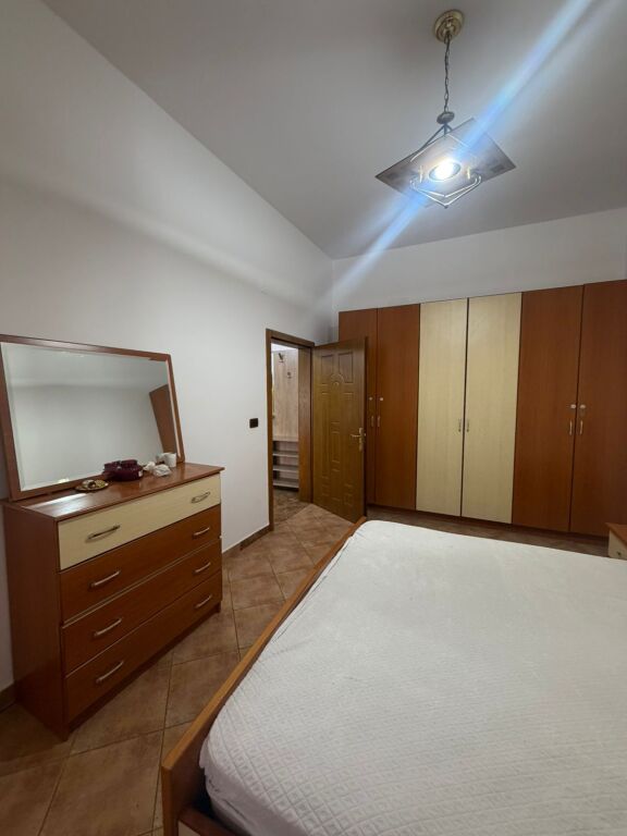 Affitto | Apartament 1 + 1 | Pallatet Agimi- Bllok | 600 €/mese