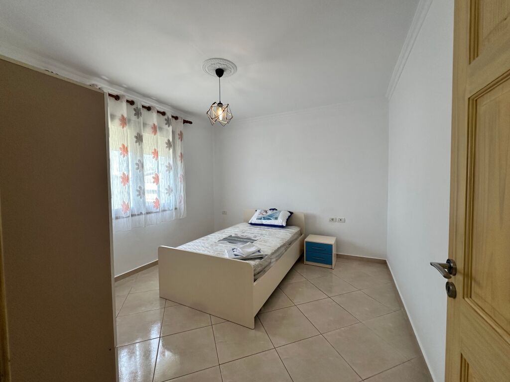 Apartment 2+1+2 + 2Blk For Rent Near the Botanical Garden