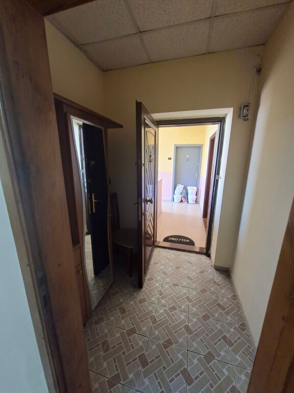 VENDESI APPARTAMENTO 3+1+PAPAFINGO VICINO AL 21 DICEMBRE