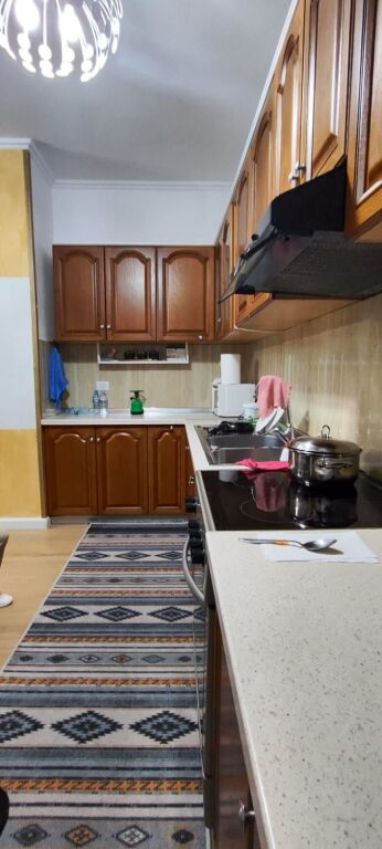 Apartament 2+1, Eleonora Kodra e Diellit!