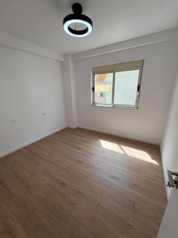 Shitet 2+1 te Kodra e Diellit