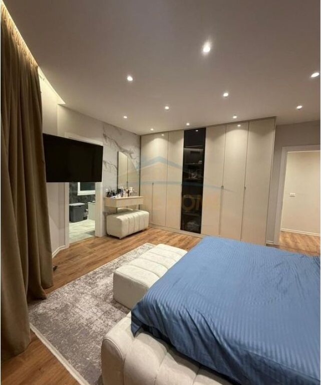 Shitet, Apartament 3+1+2, Liqeni i Thatë, Tiranë