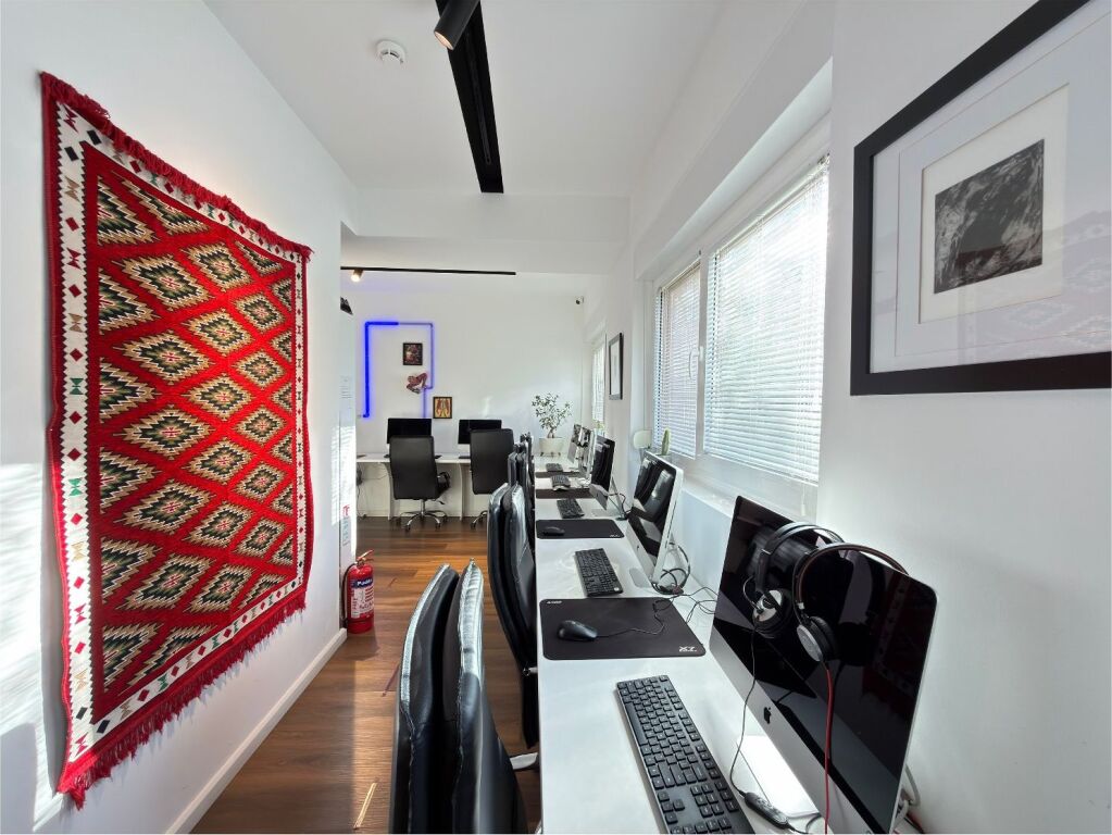 Prime Office Space | 200 m² in Vendita Mangalem21! Prezzo 392.000 €