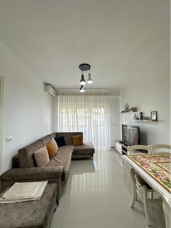 Apartament 2+1 për shitje ne kompleksin Lura 3, Gjiri i Lalzit