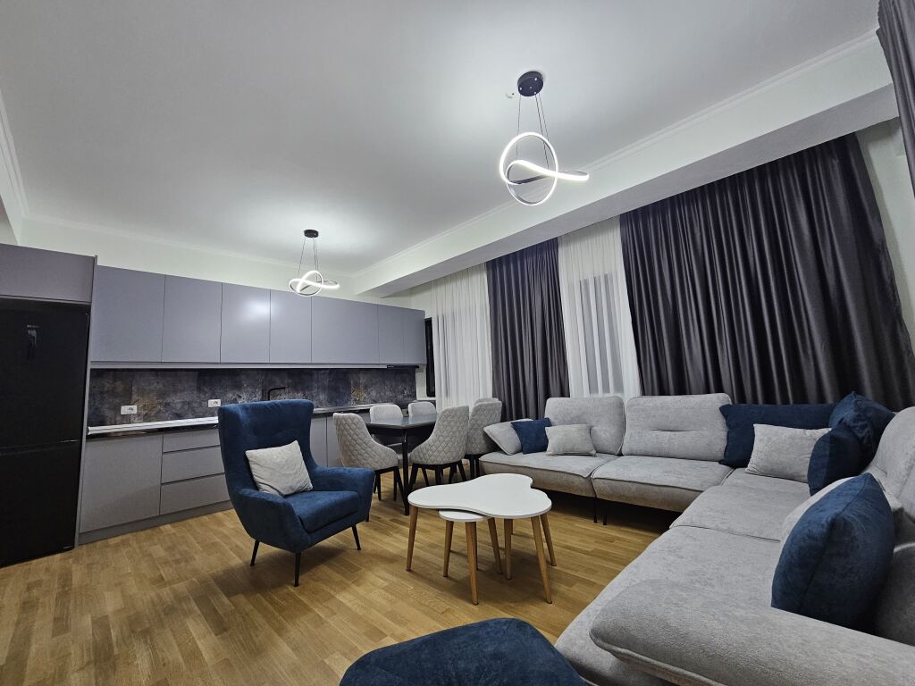 2+1 Kodra Diellit / Tirana 900