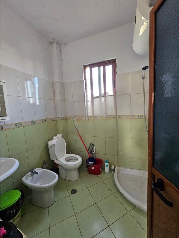 Shesim apartament 1+1 me dy ballkone ne Don Bosko 127,000 €