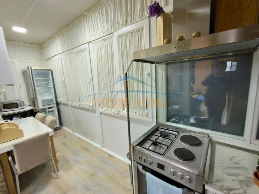 Qera, Apartament 3+1, Liqeni i Thatë, Tiranë.