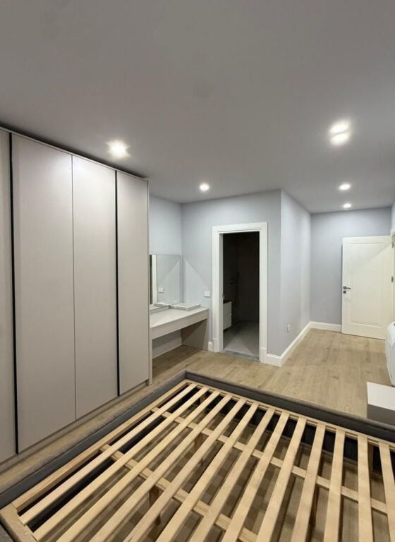 Apartament 2+1 Colour Splash, Paskuqan