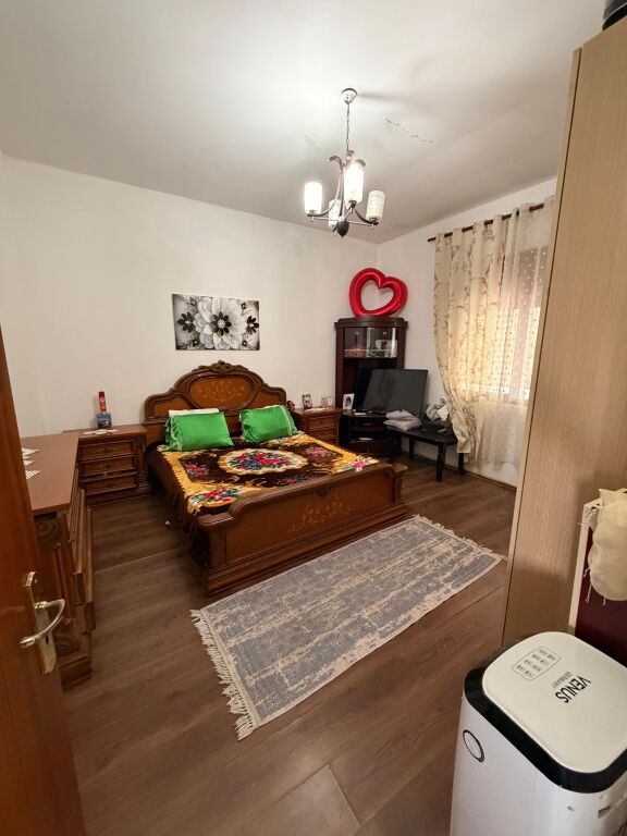 SHITET GODINE 2-KATESHE NE ZONEN E NISHTLLES, DURRES