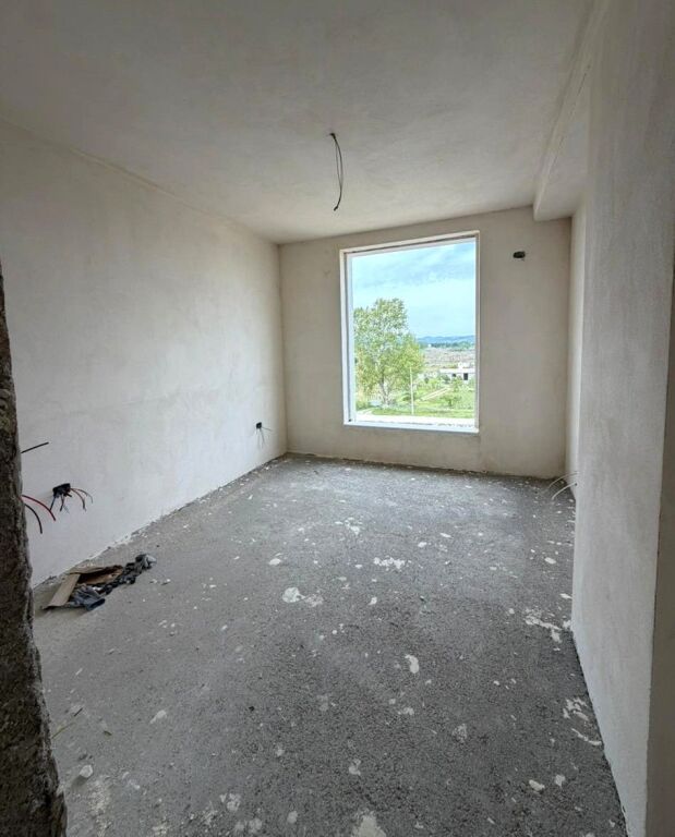 🌊Porto Lalëzi 🏖️ Apartament 1+1 për Shitje