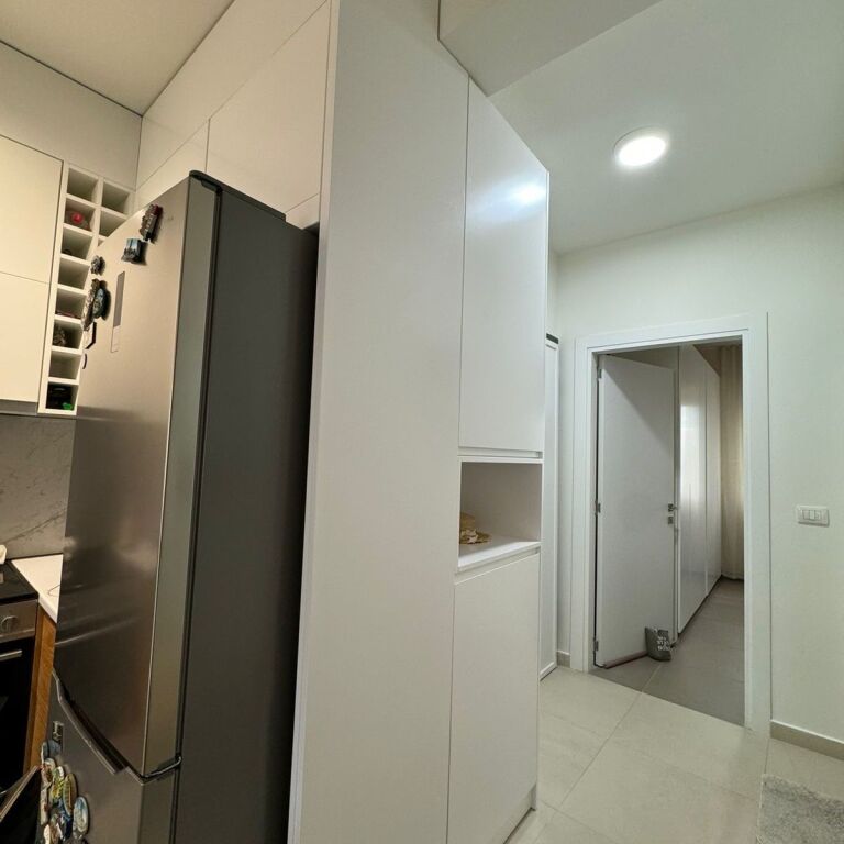 🏝️ Solo 100 m dal mare – Appartamento 1+1 in Vendita ✨  📍 Valamar Residence – Baia di Lalëz