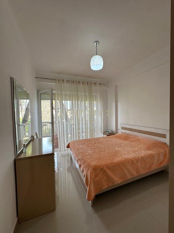 Apartament 2+1 për shitje ne kompleksin Lura 3, Gjiri i Lalzit