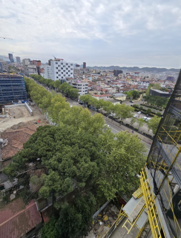 🏡 APPARTAMENTO 2+1 IN VENDITA – COLONADET, ZOGU I ZI  📍