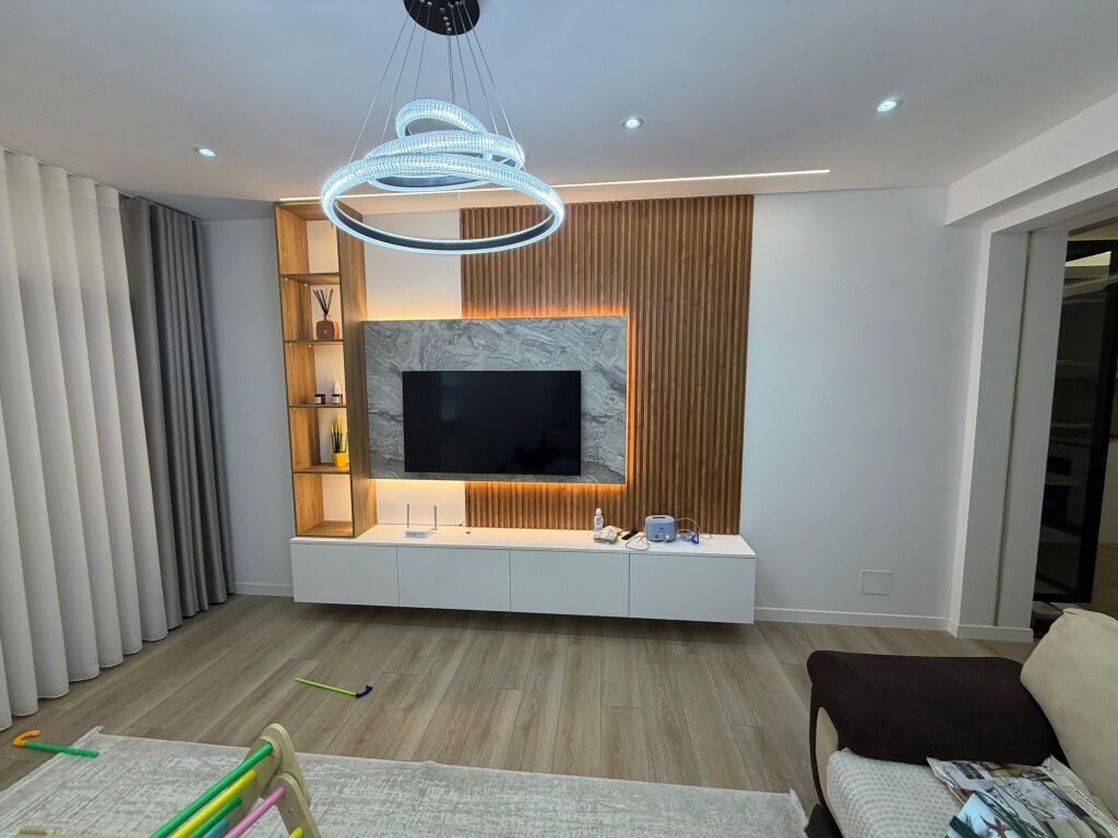 Apartament modern 2+1+Post Parkimi tek Rezidenca Kodra e Diellit 2!