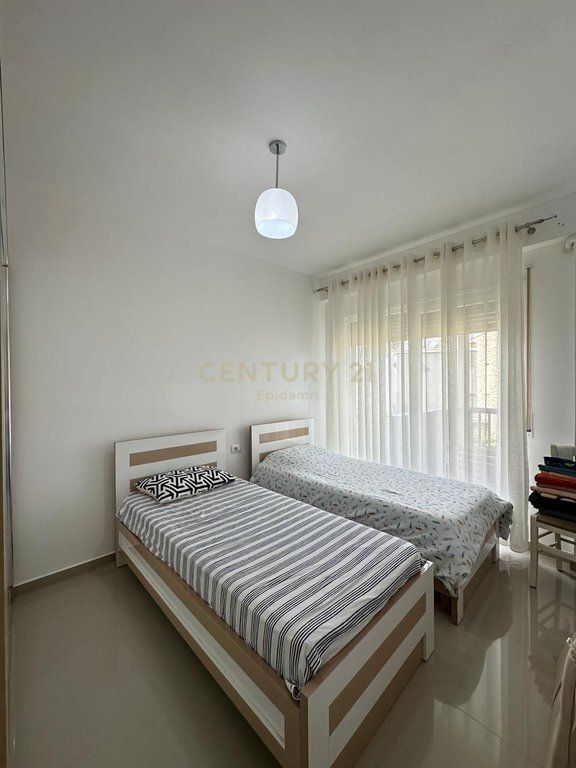 Apartament 2+1 për shitje ne kompleksin Lura 3, Gjiri i Lalzit