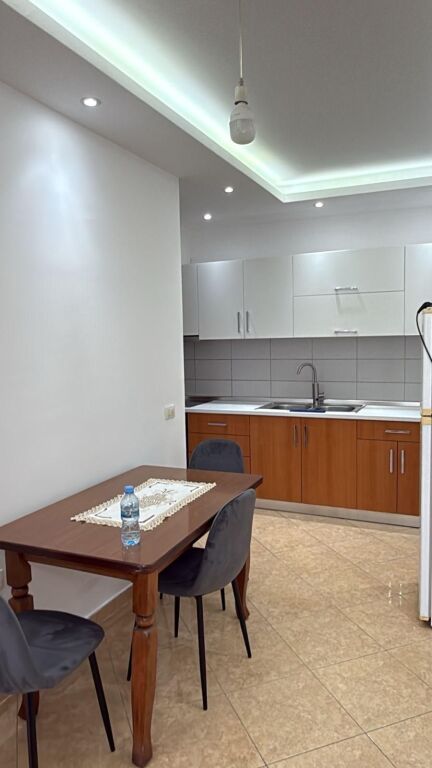 Affitto | Apartament 2 + 1 | Fusha Aviacionit | 600 €/mese