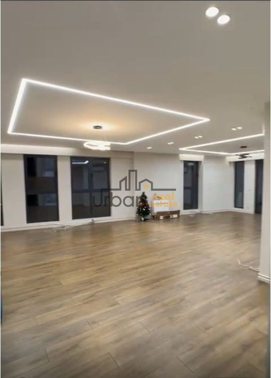 Rent, Commercial Space, Near the Center, Tirana - 4500€ | 240 m²