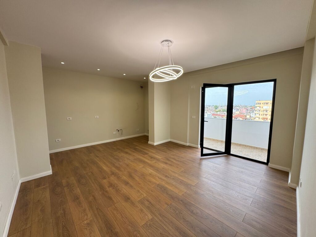 🏡 SHITET APARTAMENT 2+1 TEK  KOMPLEKSI KASA, PLAZH – DURRËS