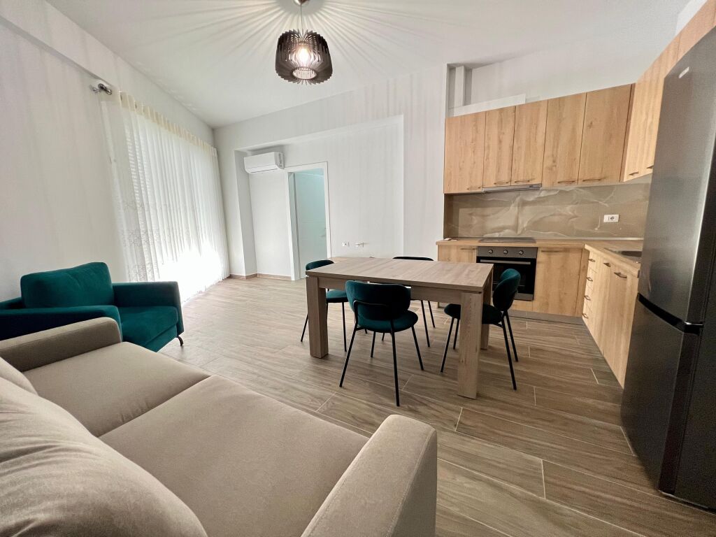 Apartament me qera 2+1 Rruga e dibres