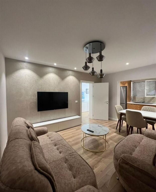 Shtepi Private Nje Kateshe me qera 2+1 Tek Rruga e Kavajes (ID BV22147) Tirane