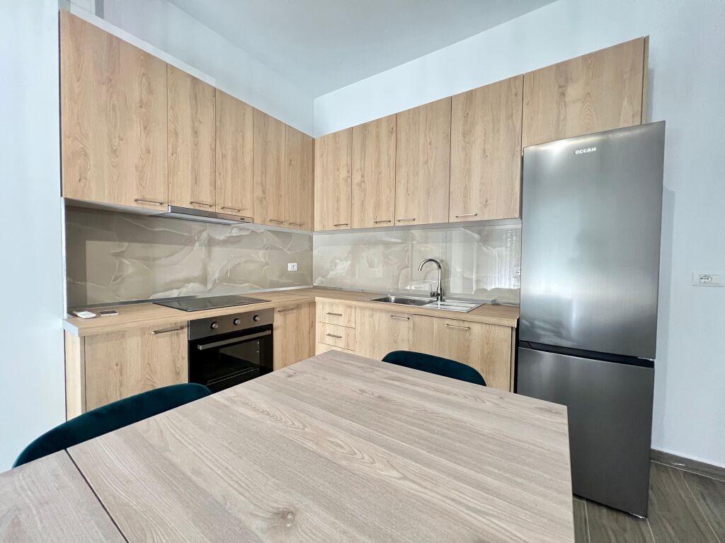 Apartament me qera 2+1 Rruga e dibres