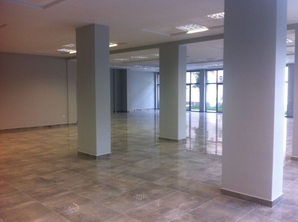 Shop for rent at Selvia 412 m2