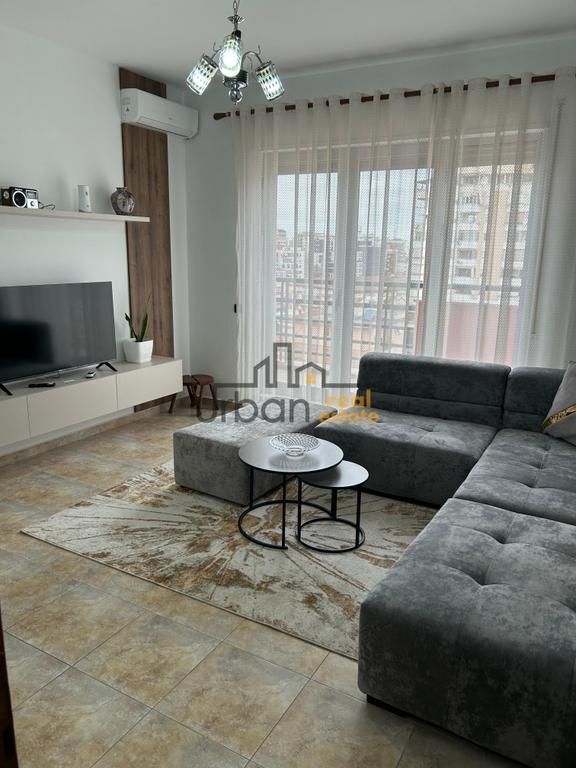 Qera, Apartament 2+1, Pazari i Ri, Tiranë - 800€ | 100 m²