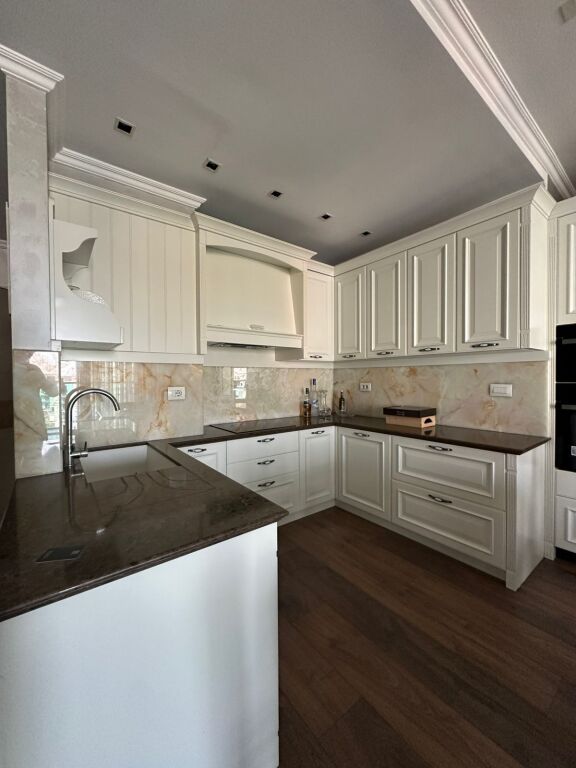 Lux Living | Appartamento 2+1+2 in affitto – Ambassador 3 | Vicino allo Stadio “Air Albania”