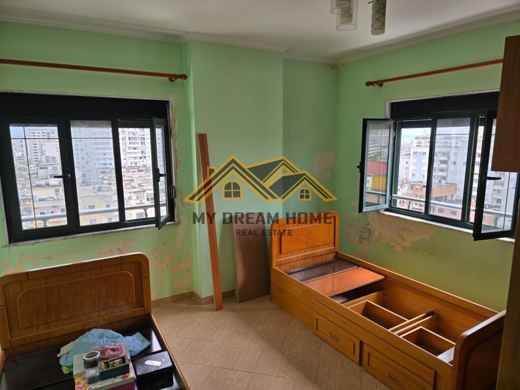 SHITET APARTAMENT 3+1+2T+2 BALLKONE PRANE MARKATES DURRES!